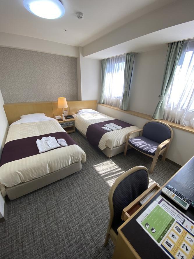 Takasaki Urban Hotel Екстериор снимка